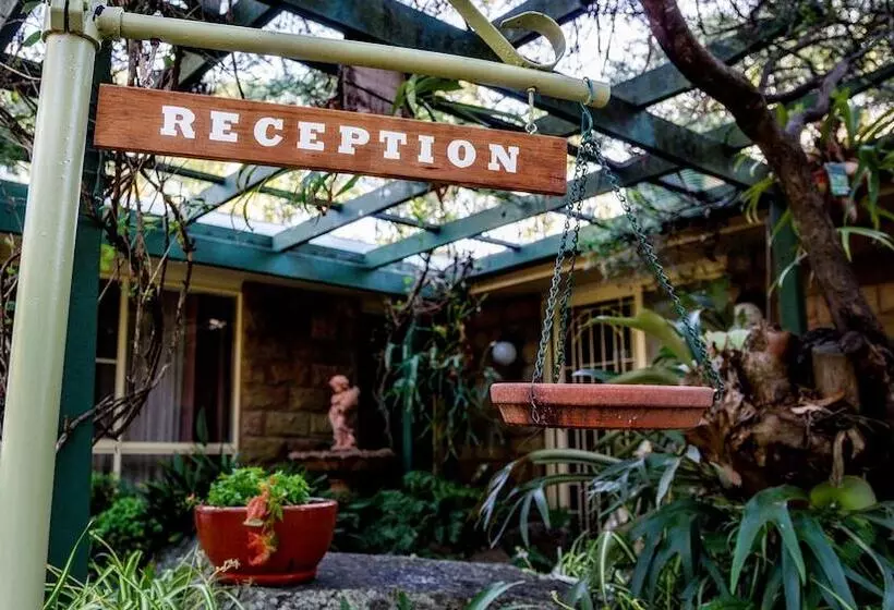 Honeysuckle Cottages