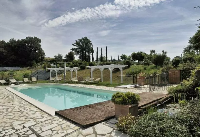 هتل Il Cardo Resort