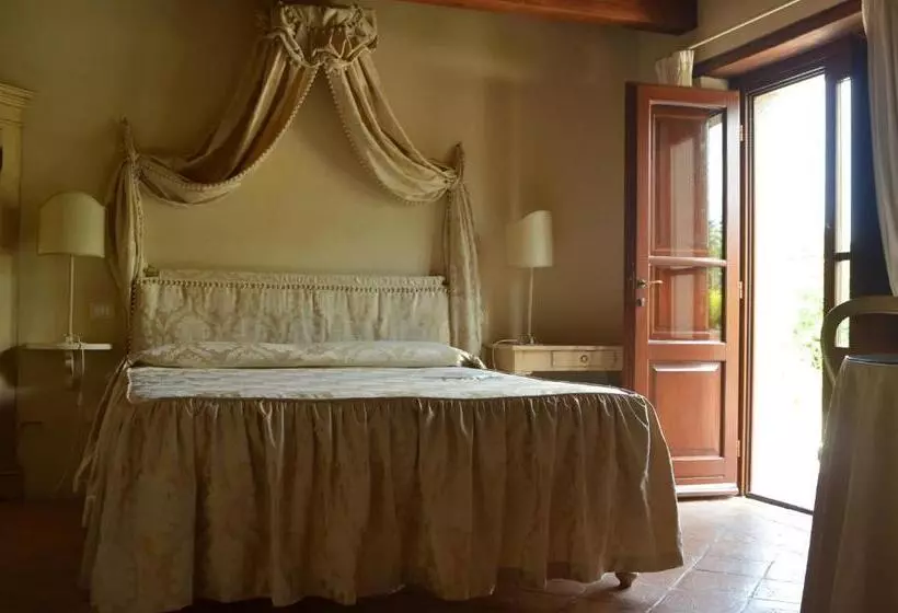 هتل Il Cardo Resort