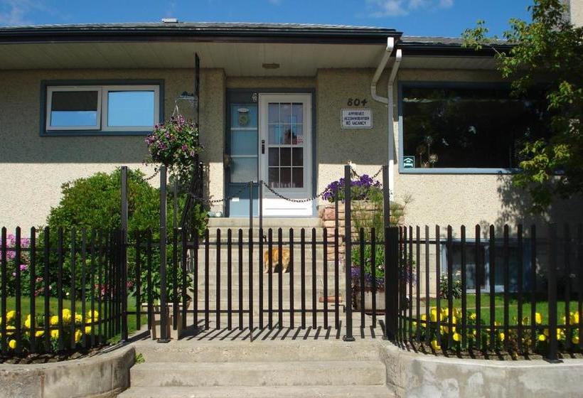 پانسیون Dave & Honey's Accommodation