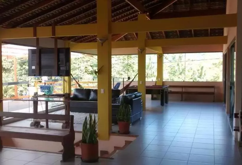Ti Hostel Trindade Hospeda