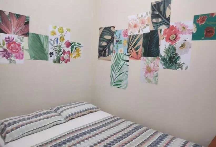 Ti Hostel Trindade Hospeda