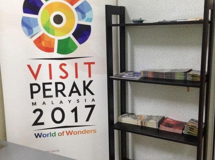 Vloft Backpackers Hostel