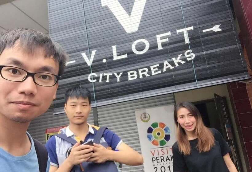 Vloft Backpackers Hostel