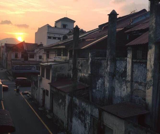 Vloft Backpackers Hostel