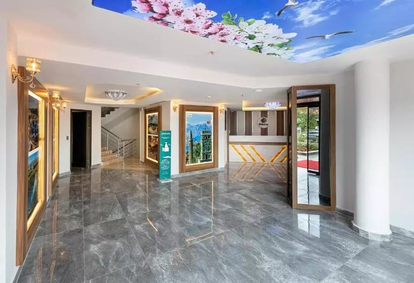 Theluna Suite