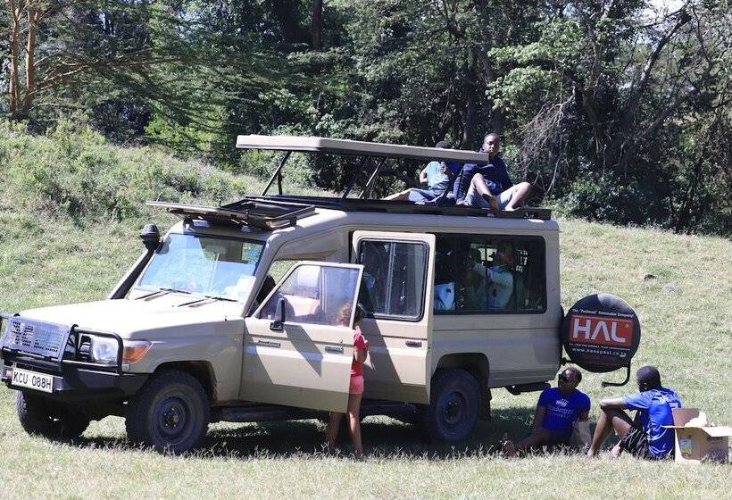 هتل Punda Milias Lodge