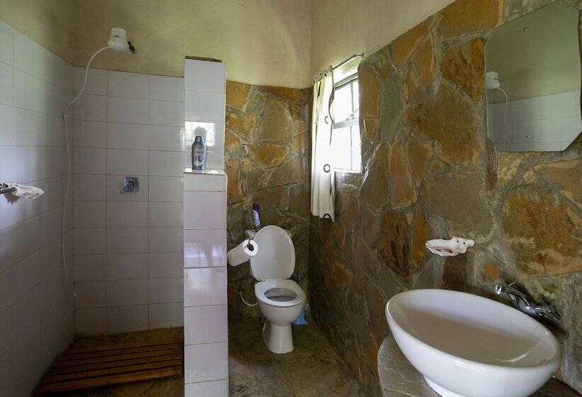 هتل Punda Milias Lodge