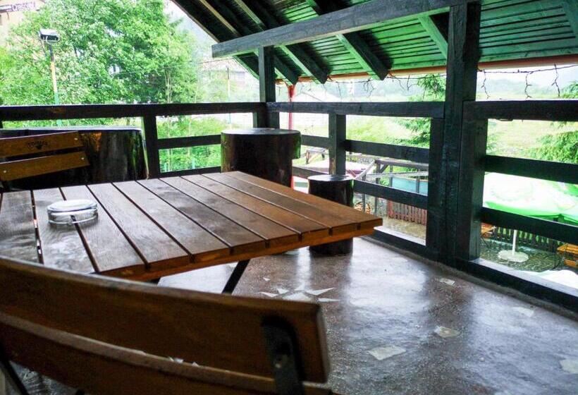 پانسیون Casa Ardeleana