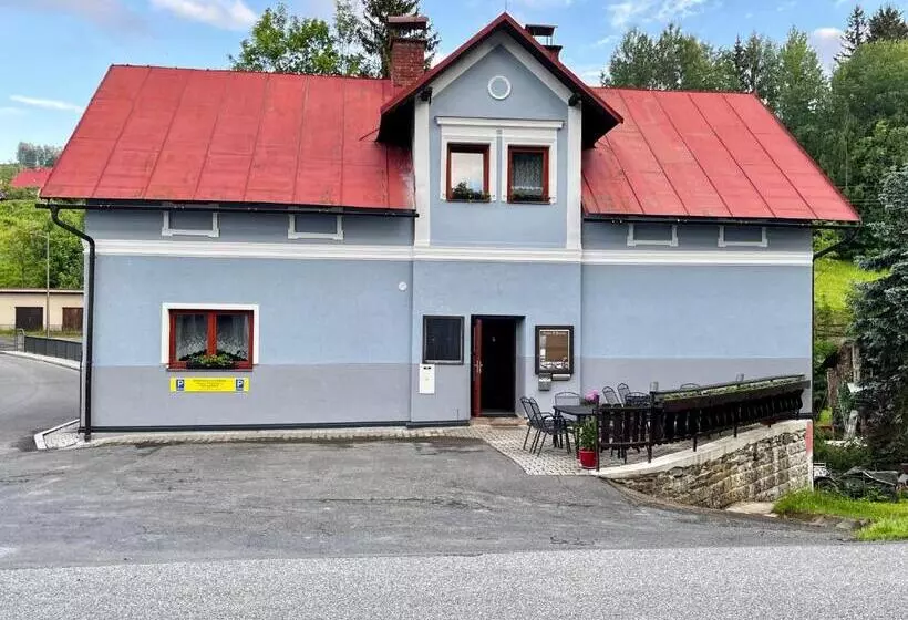 Majatalo Penzion U Zemánků