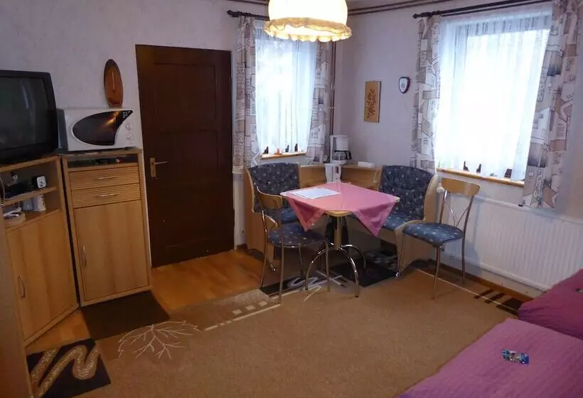 ホテル Gästezimmer