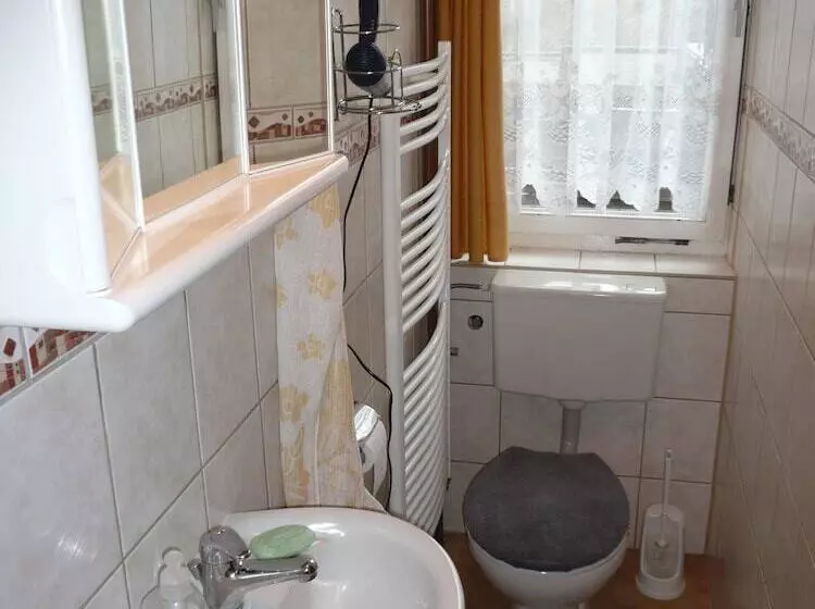 ホテル Gästezimmer