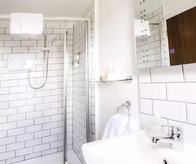 Aamiaismajoitus (B&B) Newton Lodge