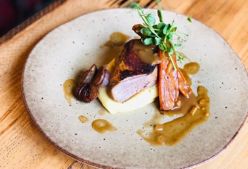 住宿加早餐 Sgwd Gwladys Lodge