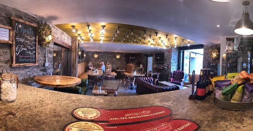 住宿加早餐 Sgwd Gwladys Lodge