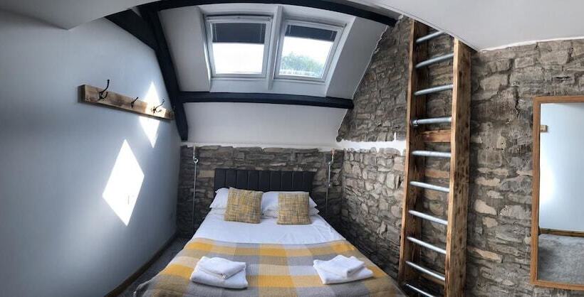 住宿加早餐 Sgwd Gwladys Lodge