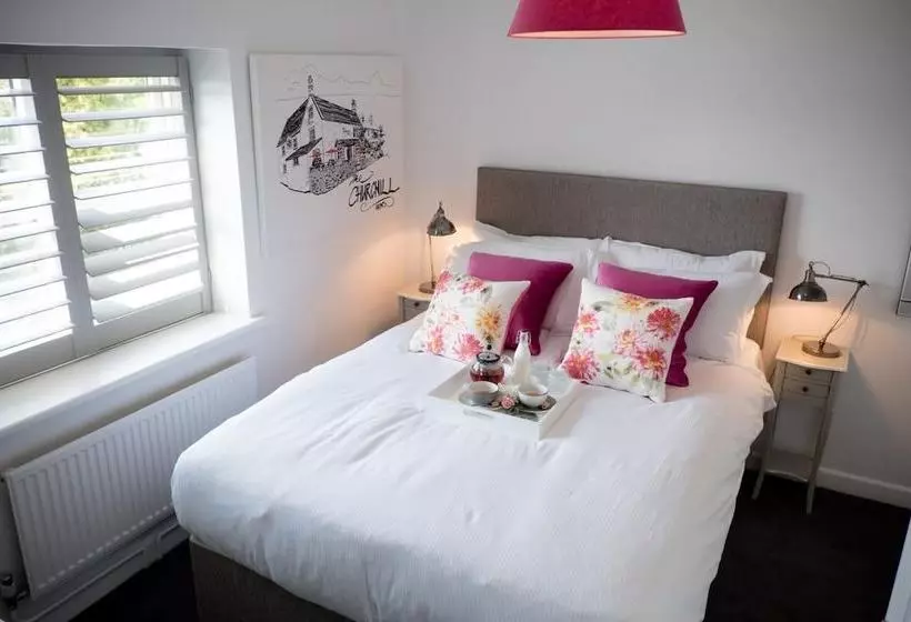 Aamiaismajoitus (B&B) The Churchill Arms