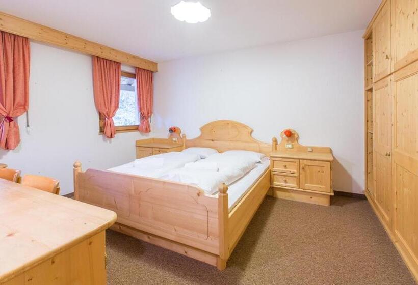 Chalet Hotel Diamant