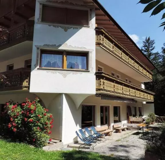 Chalet Hotel Diamant