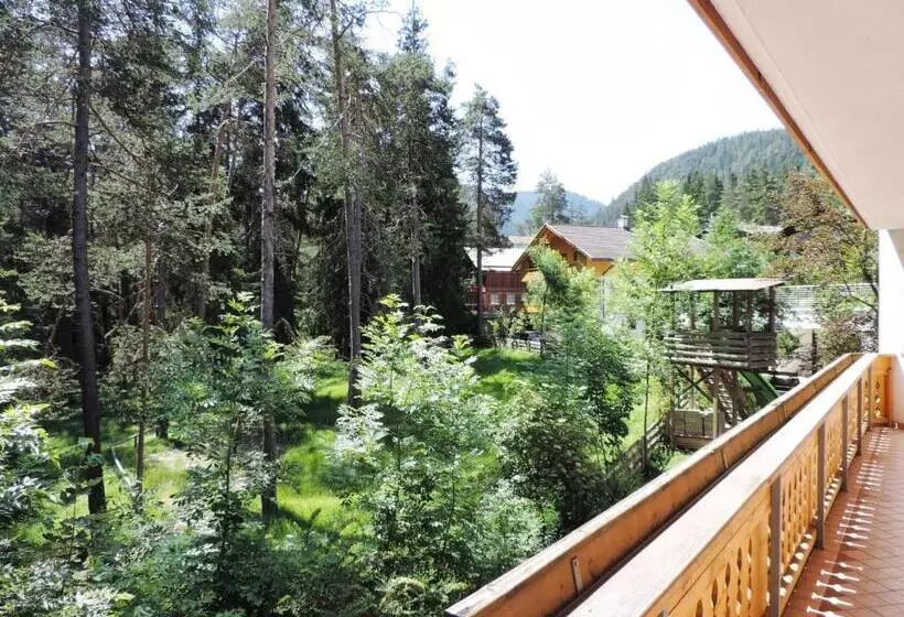 Chalet Hotel Diamant