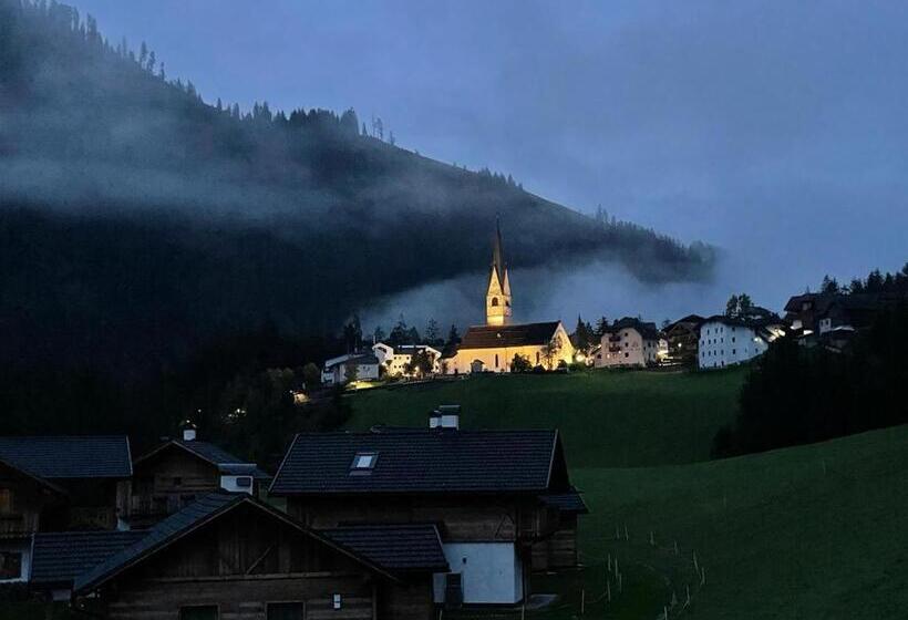 Chalet Hotel Diamant