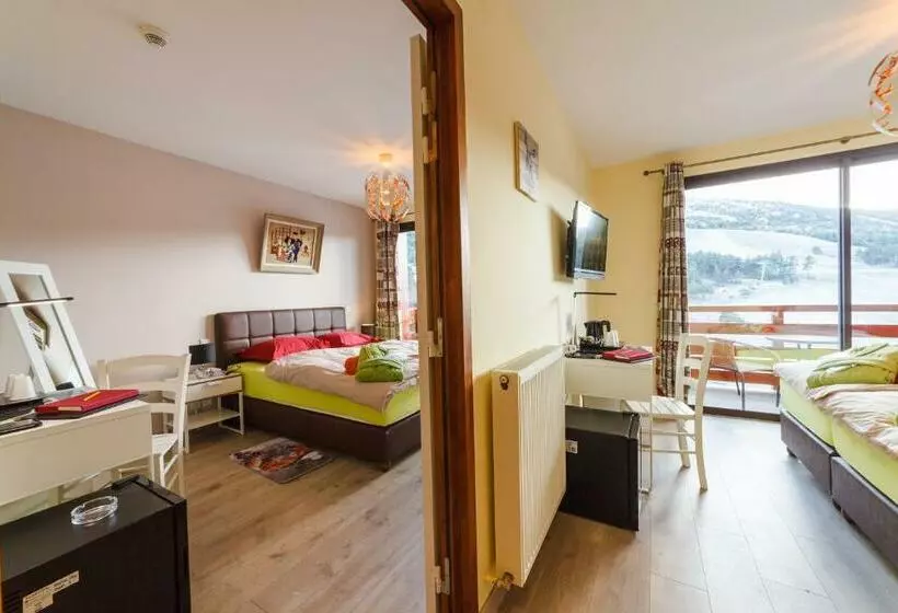 ホテル Alpina Aquarelax  & Spa