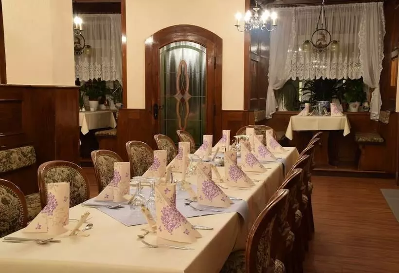 Hotelli & Gasthof Garküche