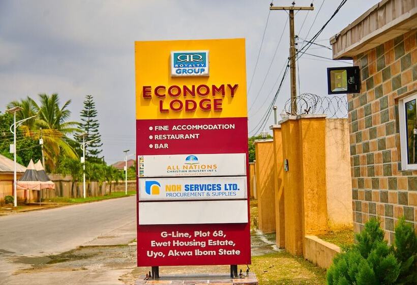 هتل Royalty Economy Lodge