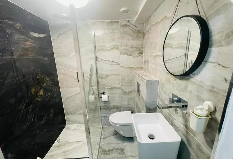 Majatalo Tudor Oaks Lodge Stevenage North