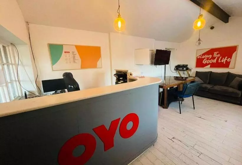 Majatalo Tudor Oaks Lodge Stevenage North