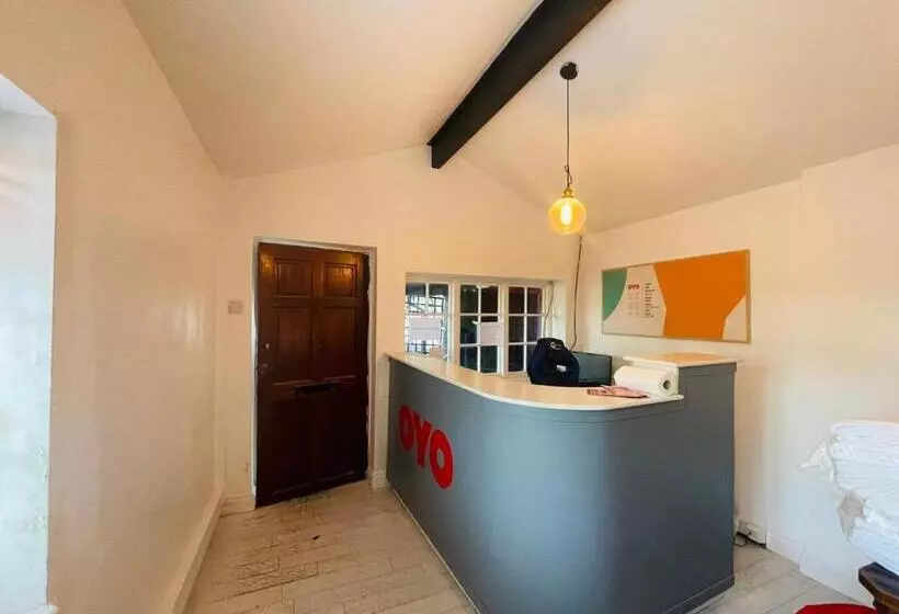 Majatalo Tudor Oaks Lodge Stevenage North