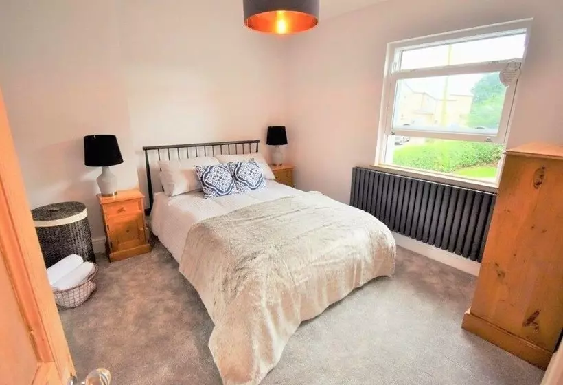 Wayside Cottage