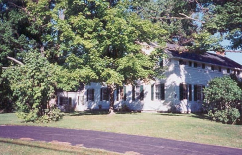 1805 House Bed And Breakfast