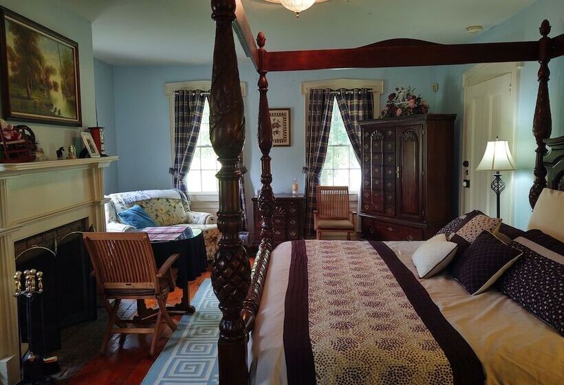 1805 House Bed And Breakfast