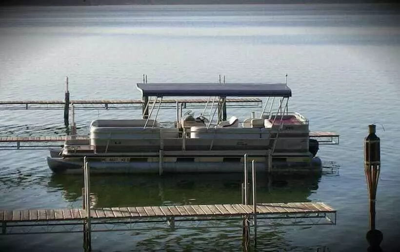 Retkeilymaja Churchill Pointe Inn