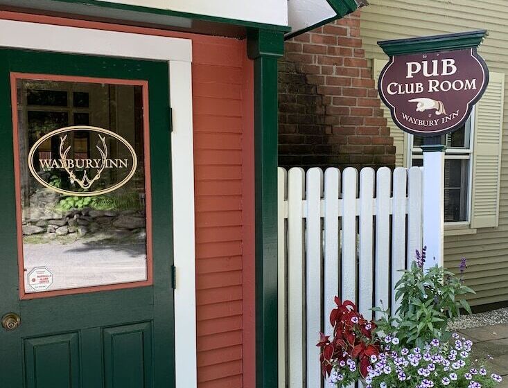 فندق صغير Waybury Inn