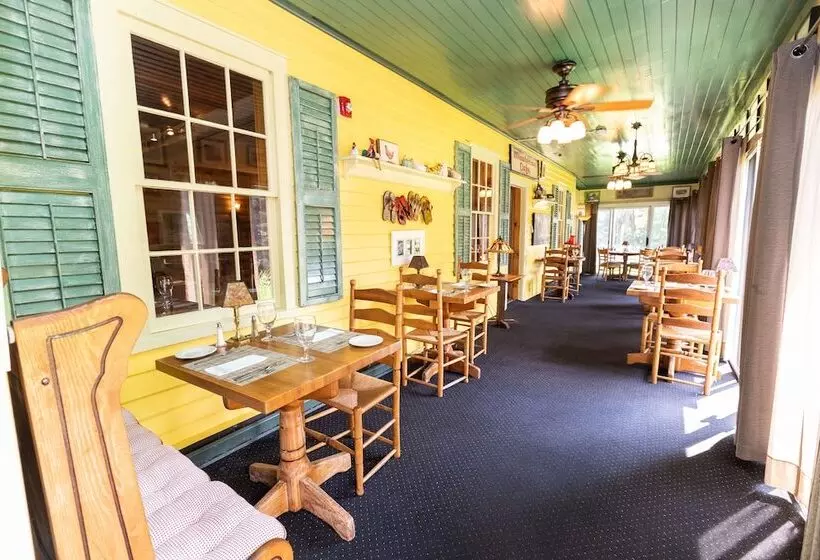 ユースホステル Waybury Inn