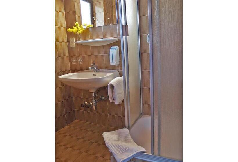 مبيت وإفطار Aineterhof