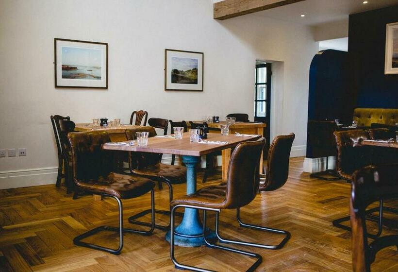 ベッドアンドブレックファースト The Hero