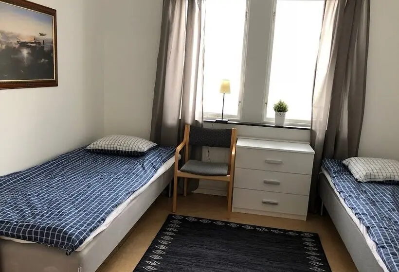 Hållsta Home Vandrarhem Hostel