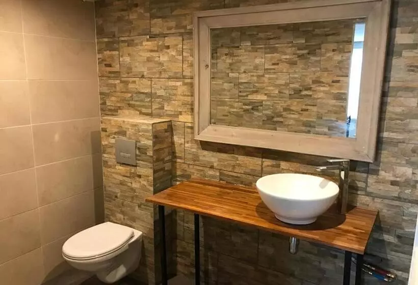 Hotelli L'hostellerie De Sèvremont