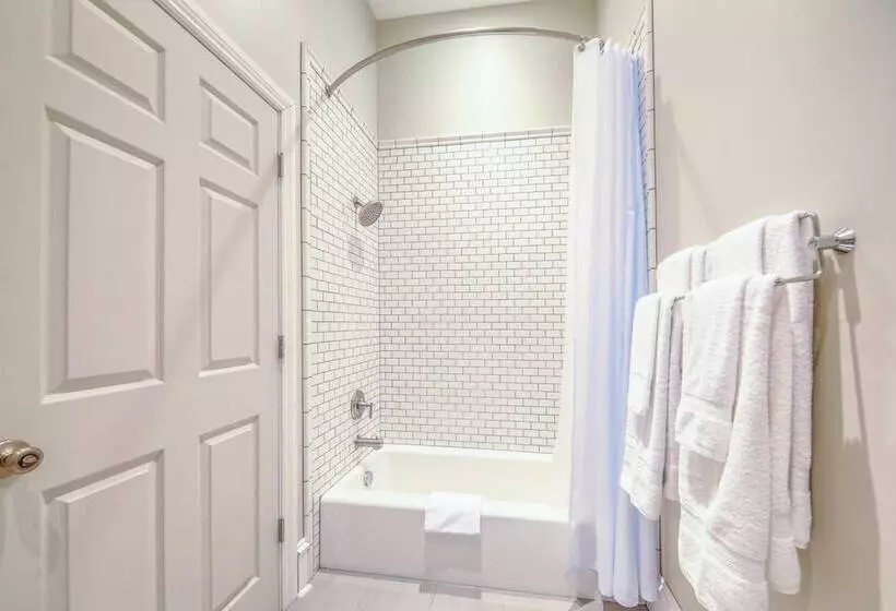 ホテル The Harkness