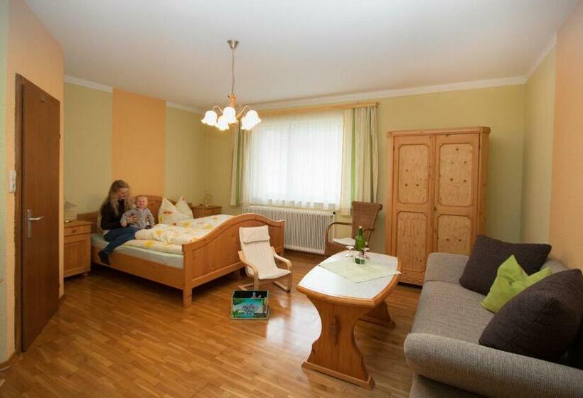 فندق Willi's Bauernhof