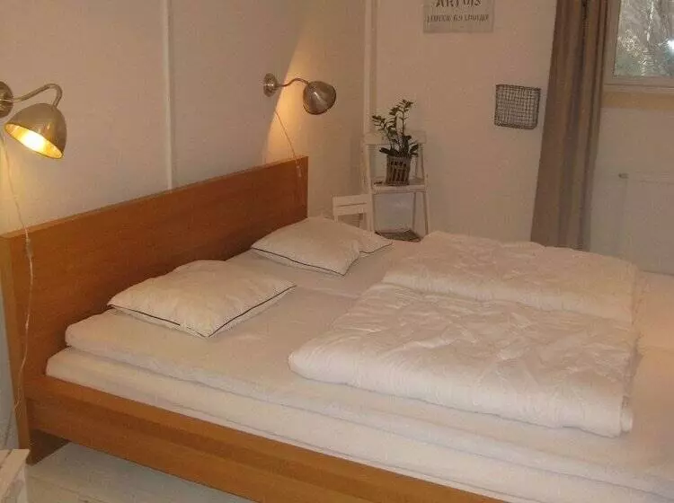 Kustnära Vandrarhem