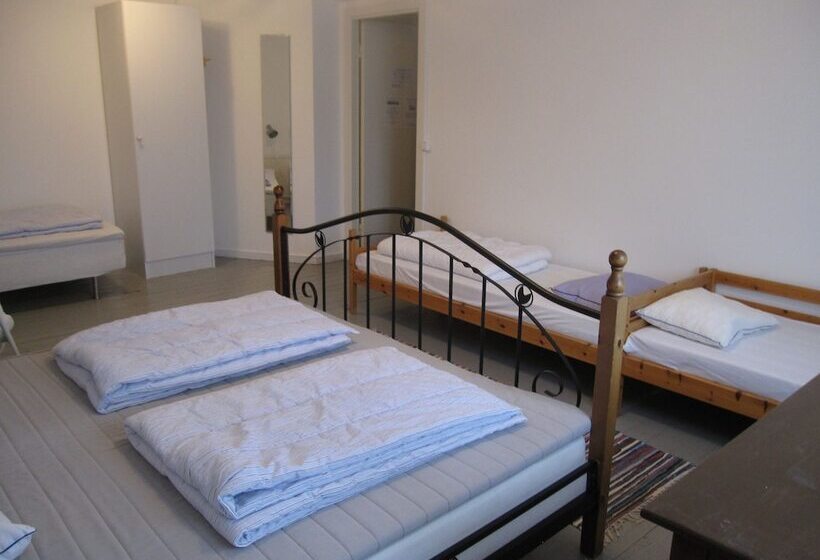 Kustnära Vandrarhem