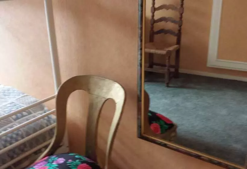 Villa Signedal Hostel