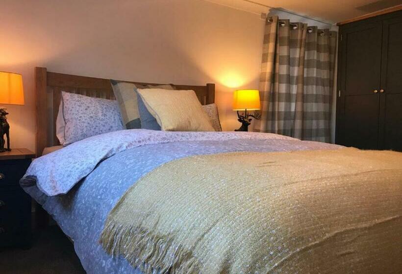 Ye Olde Saddlery B&b