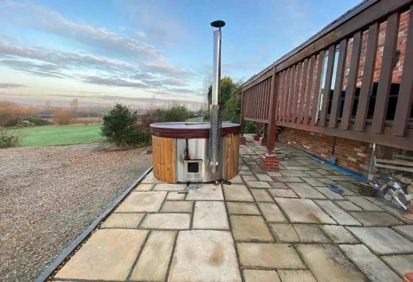 Retkeilymaja Staunton Arms