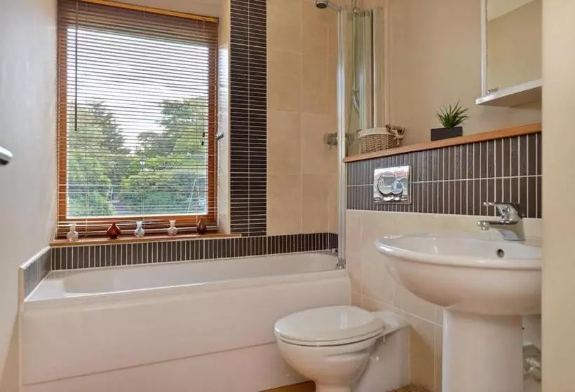 Retkeilymaja Staunton Arms