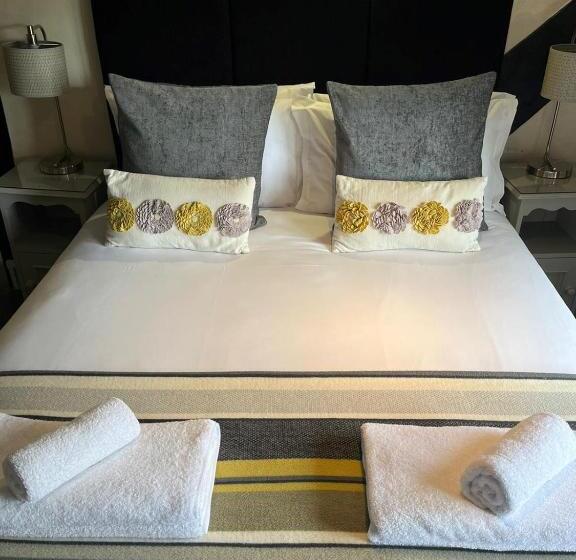 فندق صغير The White Hart